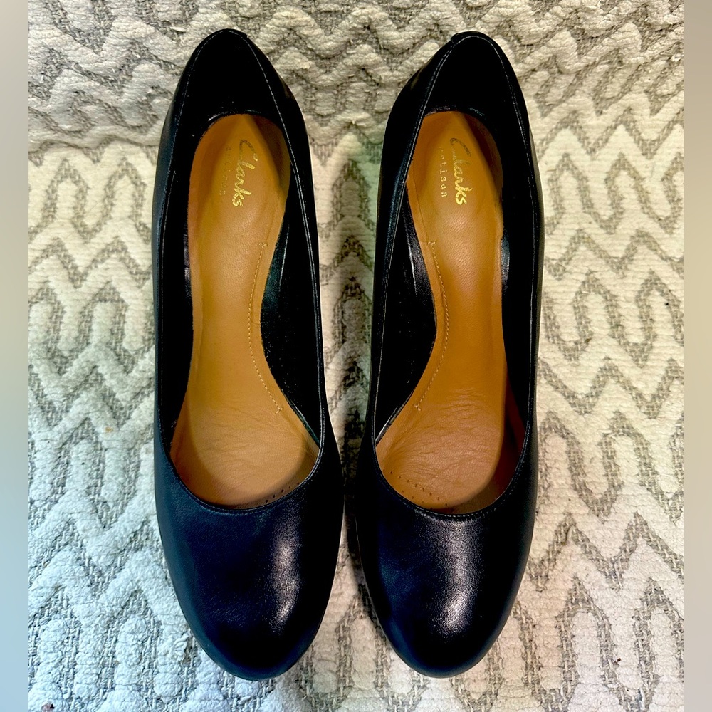 Clark’s Artisan Pumps
